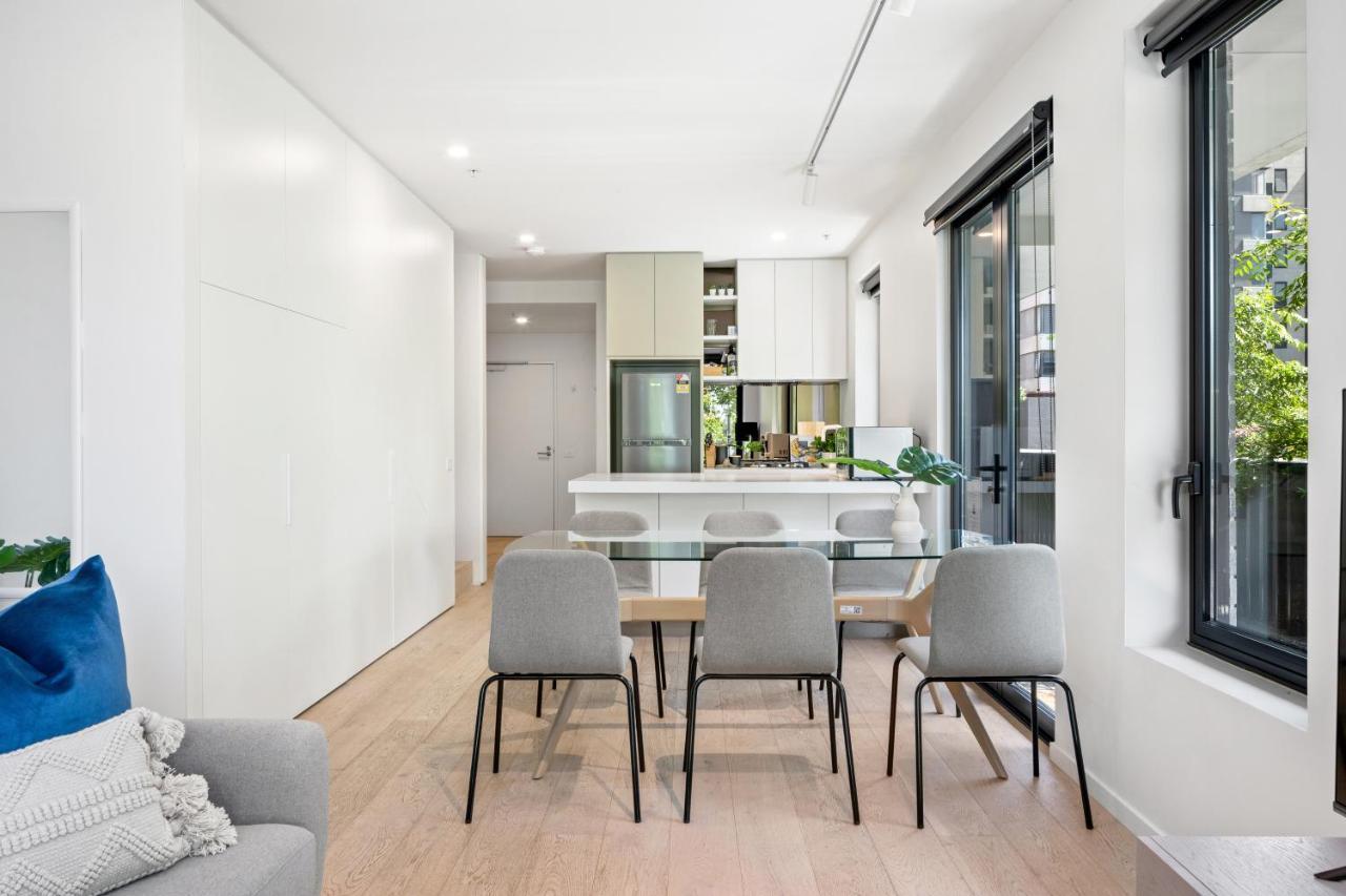 Palmerston St Apartments By Urban Rest Melbourne Bagian luar foto